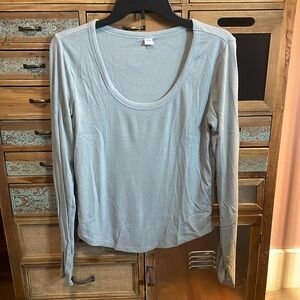 Old navy long sleeve